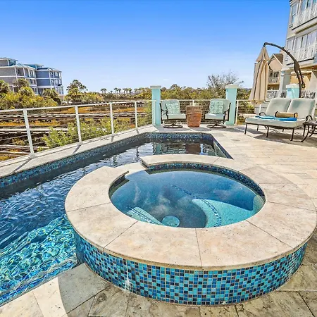 34 Bradley Circle Villa